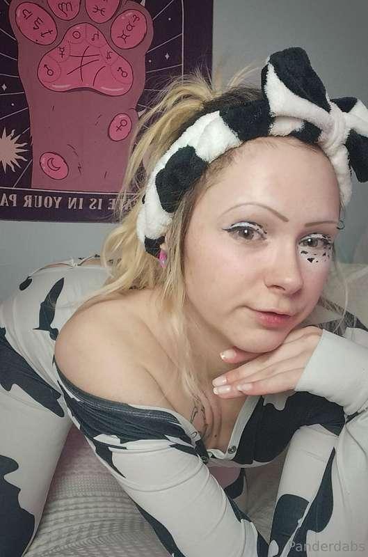 Do you like my PJs, they have easy access for some naughty f..