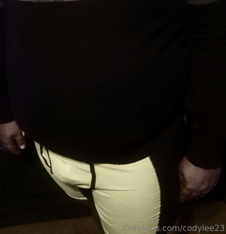 😊 love my yellow underwear 💛