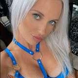 silverhairblueeyes