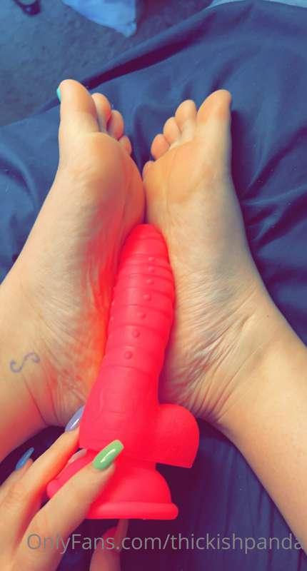 Lay back and I’ll take care of your soul with my soles