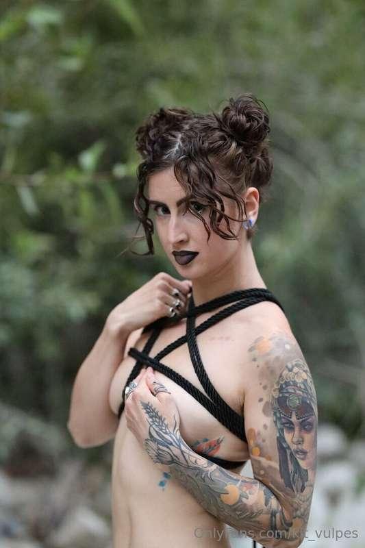 🖤🖤🖤