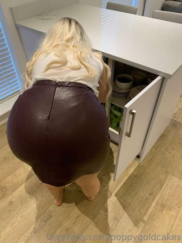 Sir, can I pick you up a coffee?💕
