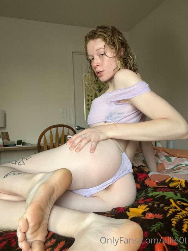 allie0t image #0