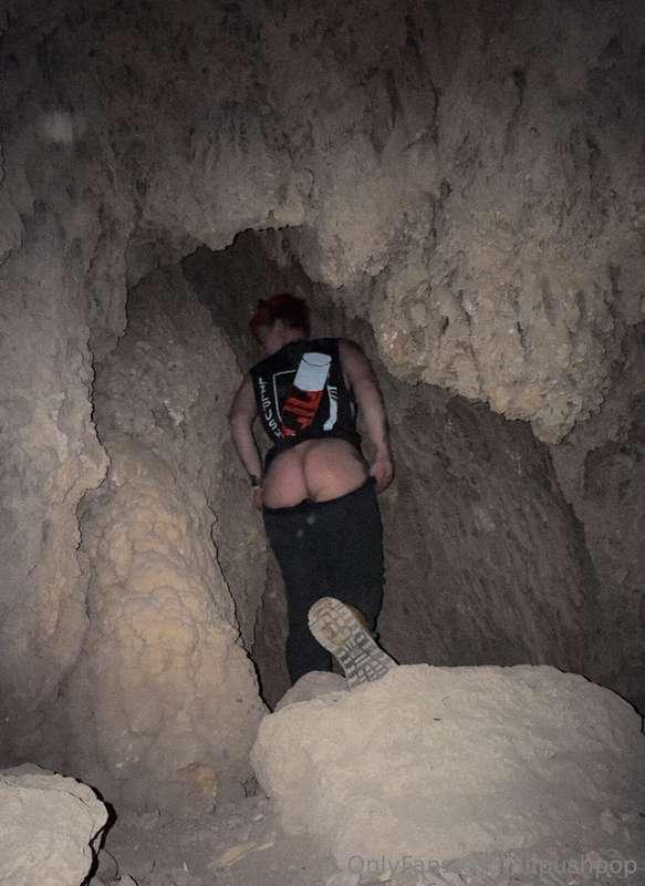 Wake up, Lilpushpop posted from inside a fucking cave 🫰