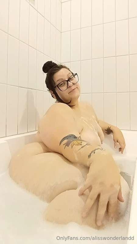 alisswonderlandd image #1