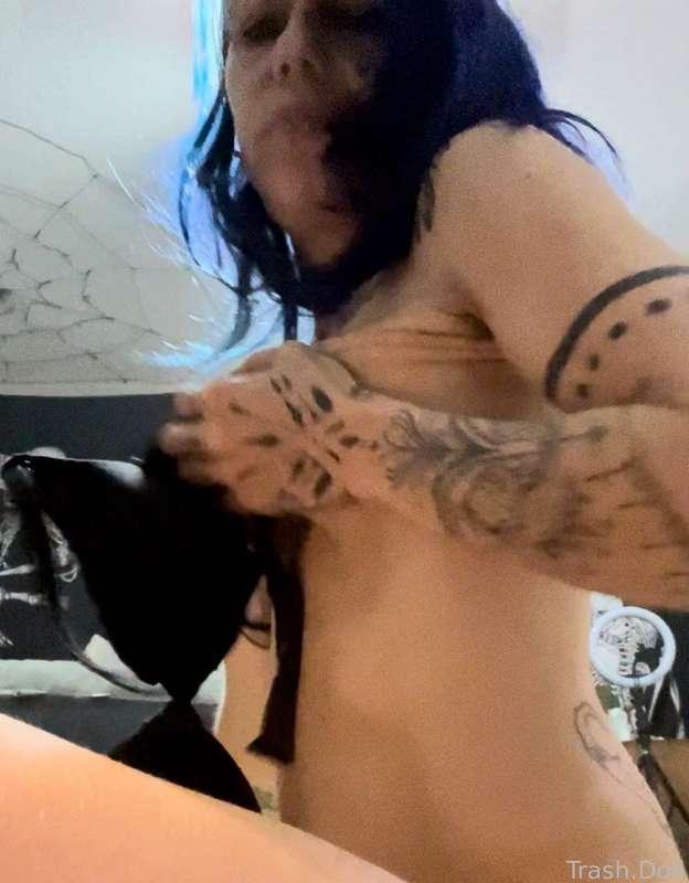 trashdoll image #0