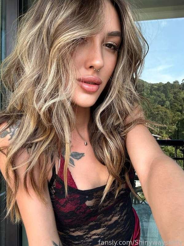 shinywayskitty image #0