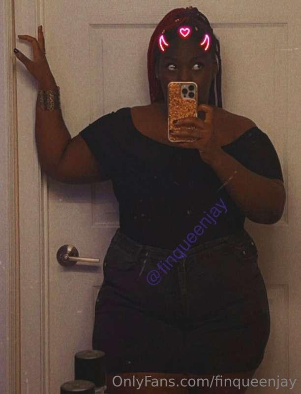 Your Queen is hot af so tip me for it 😘😘👸🏾👸🏾