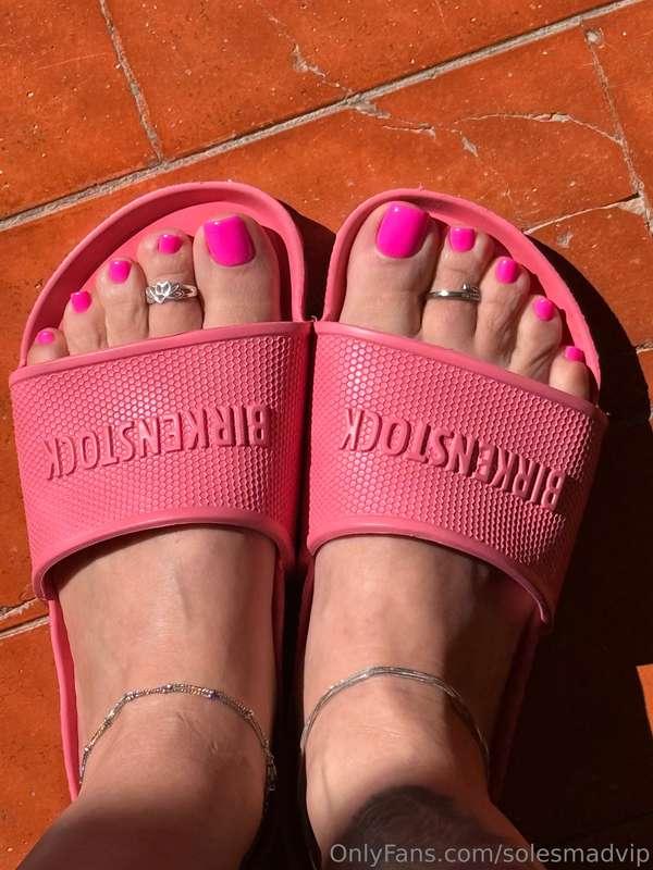 Obsessed with my pedi 💓 as much as you are obsessed with my ..