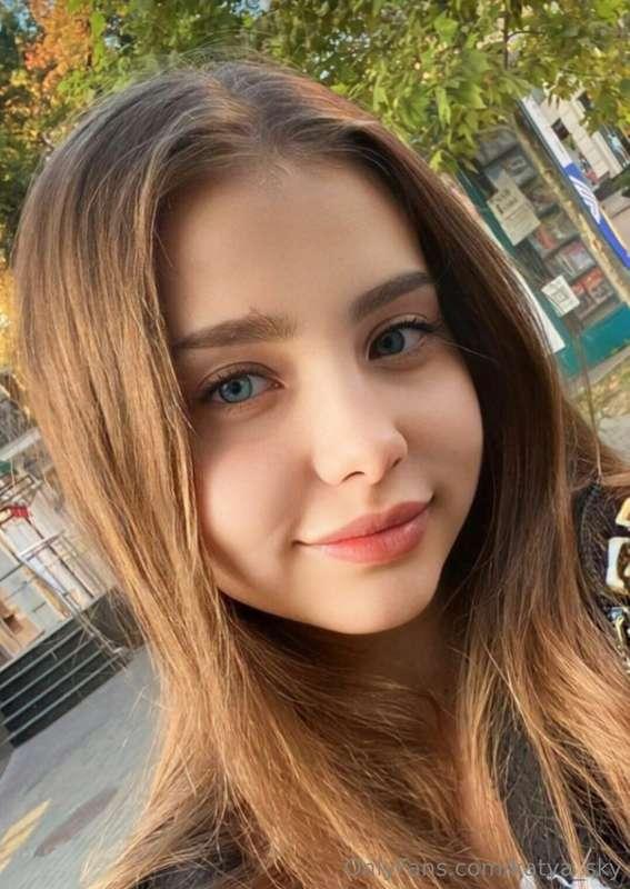 ## ❗️𝐅𝐑𝐄𝐄 🔞@daniella_sexy
🔞😈I am a very hot and athletic gir..