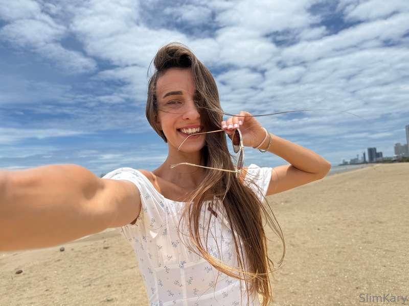 I really want to fly somewhere again! 😂 I imagine beautiful ..