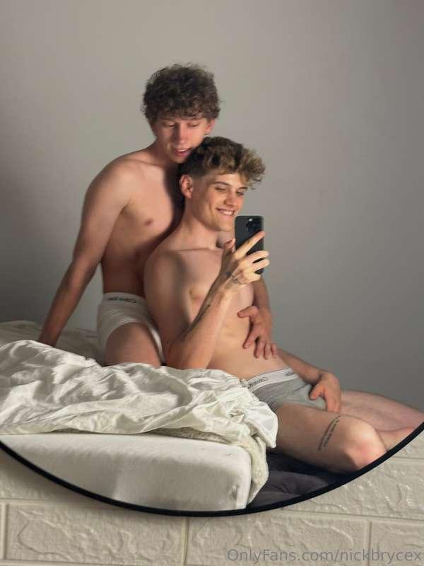 We both are horny right now…🥵