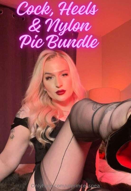 An LBD, Some fully fashioned stockings, Black Heels and Thic..