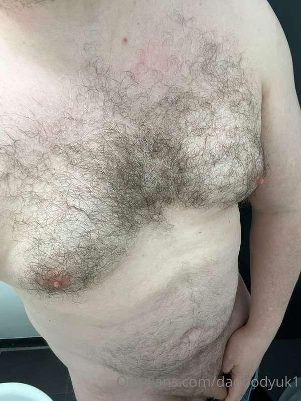 dadbodyuk1 image #0
