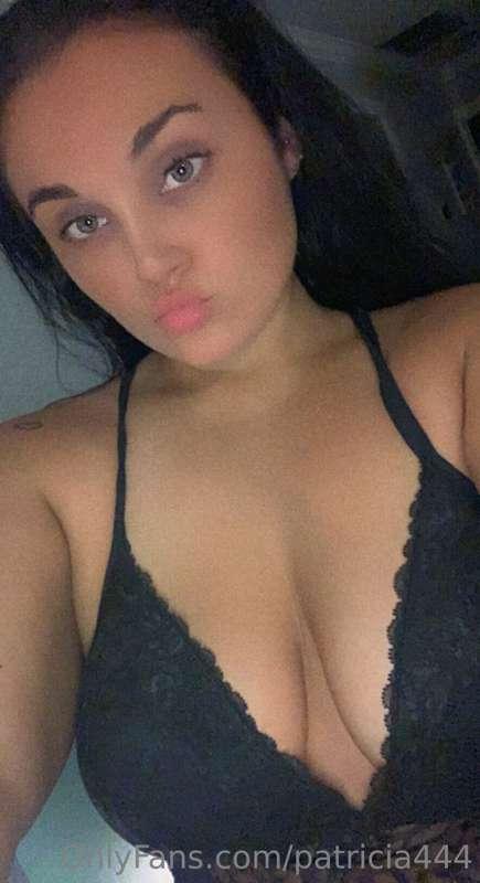 Turning 25 tomorrow!! Who’s gonna show me some birthday love..