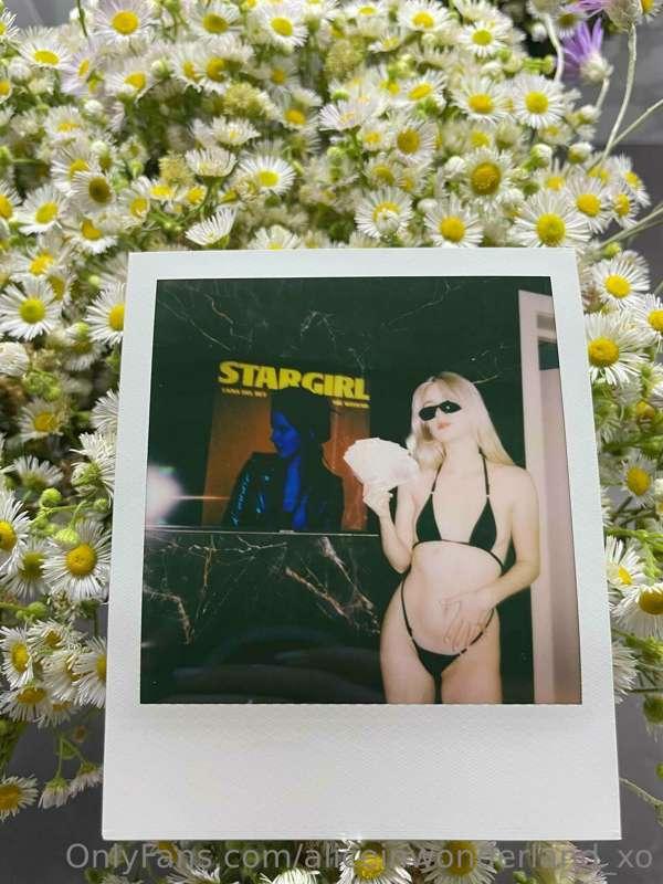I'm the one who got my Polaroid picture taken, now I want on..