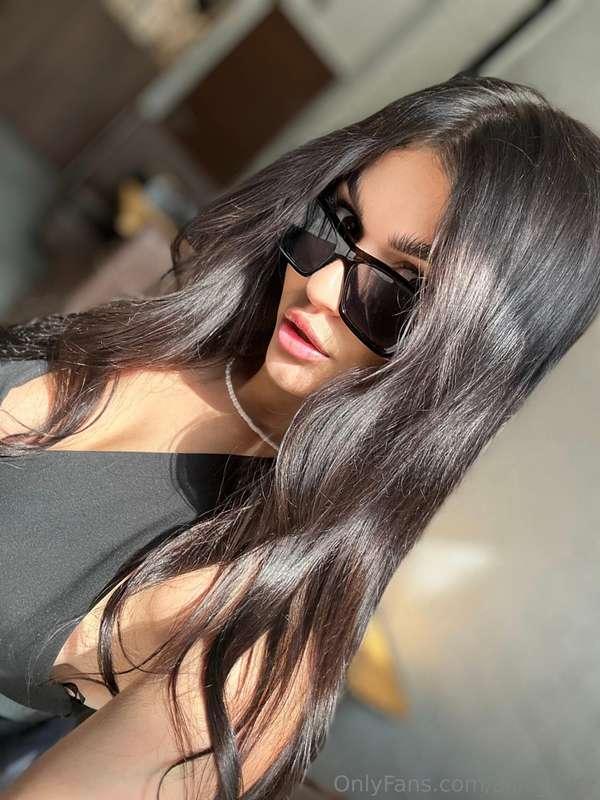 A new addition to my closet - new glasses! 🤓👓 How do you lik..