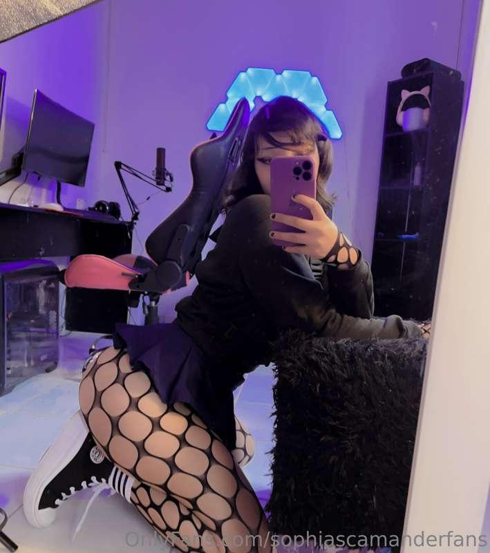 sophiascamanderfans image #6