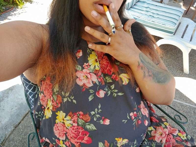 Lazy sunday smoke