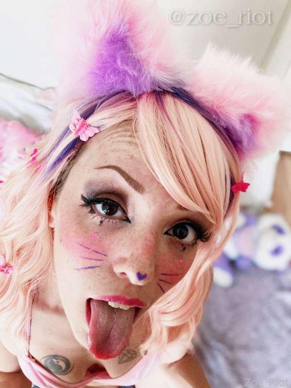 zoe_riot image #62