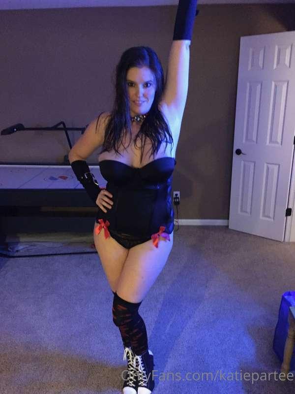 Is this appropriate work attire?