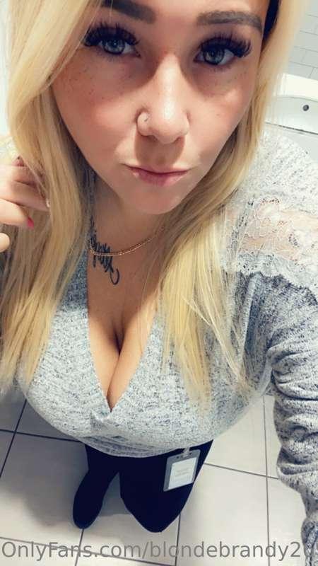 Good afternoon hunnies!!
