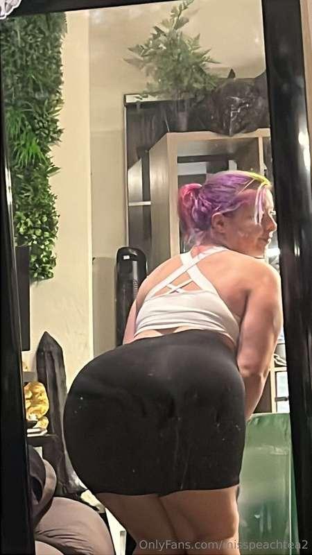 Some of my work out clothes 🫶 do you like the black and whit..