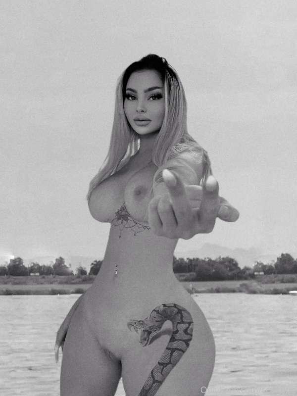 naked on the boat⚓️