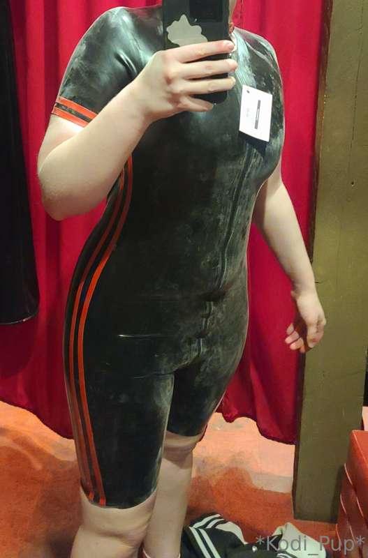 Got to try on some latex 👀