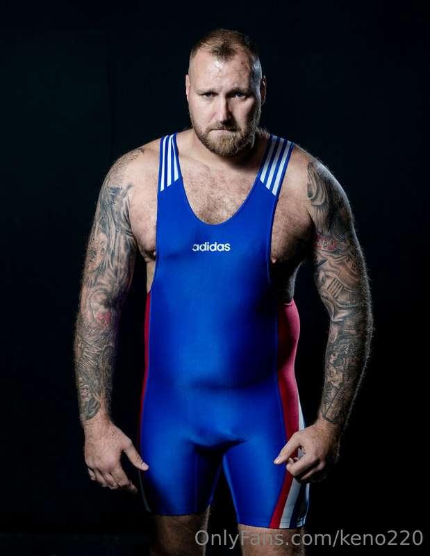 Singlet Saturday!