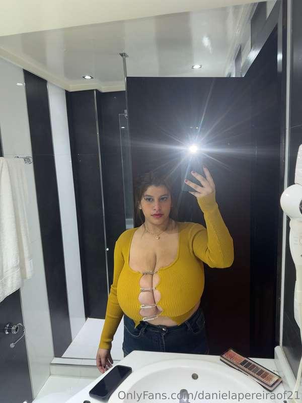 danielapereiraof21 image #3