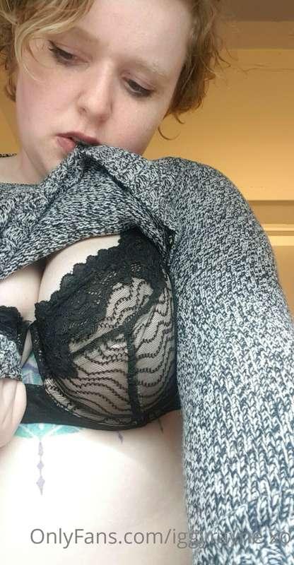 😜