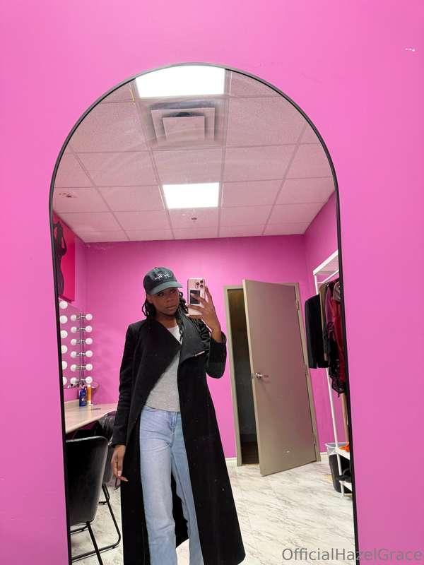 DM me to my VIP account. 🥰