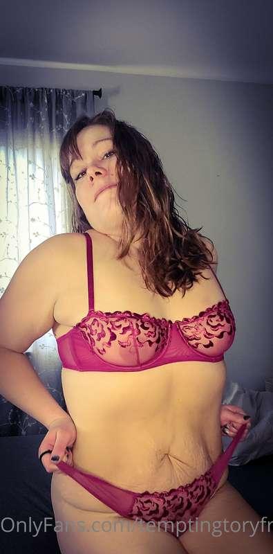 Lazy Sundays should always be spent in bed. Now if only I ha..