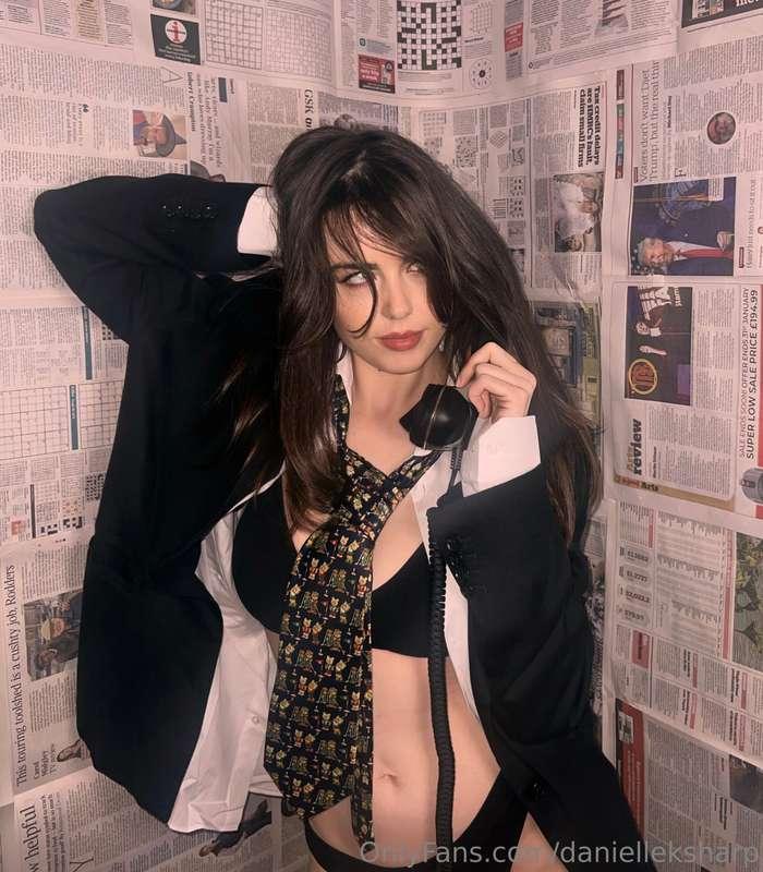 Calling now...🖤