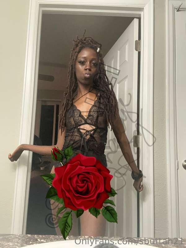 Video free with purchase 🌹✨😩