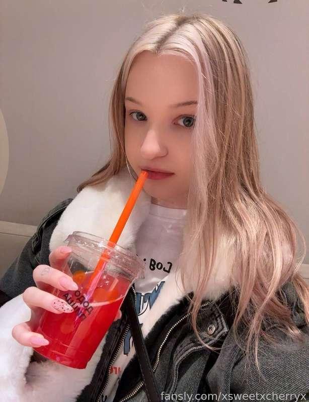 have a cocktail?🍹

#life #selfie #soft #alt #lifestyle #barelylegal #babyface #natural #cute #outdoors