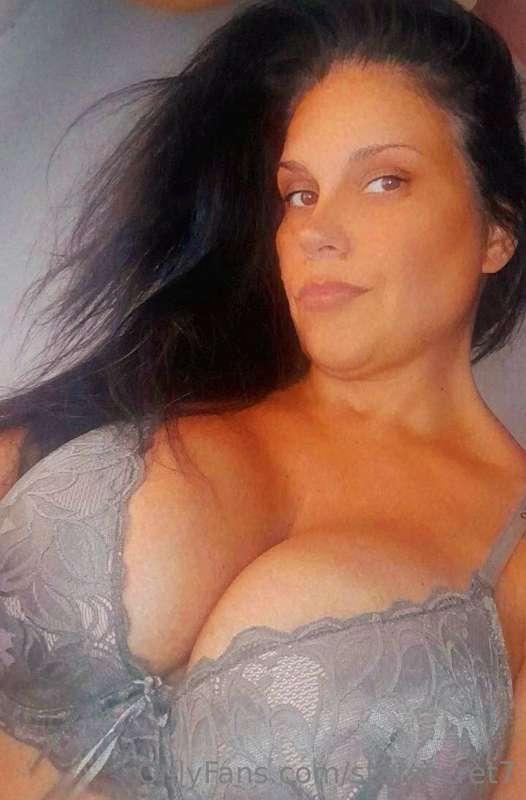 🆓🧚‍♀️ @indiecita22 🧚‍♀️🆓

🔥virtual sex
🔥 horny latina
🔥sexua..