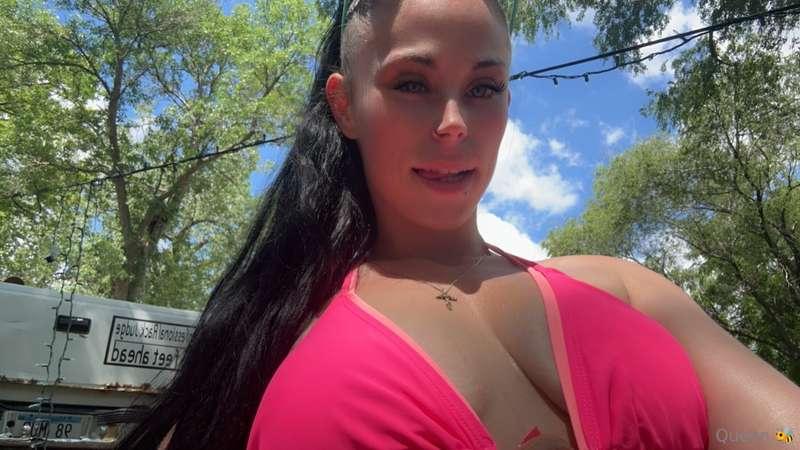 Cum play in the ☀️ with me baby😘