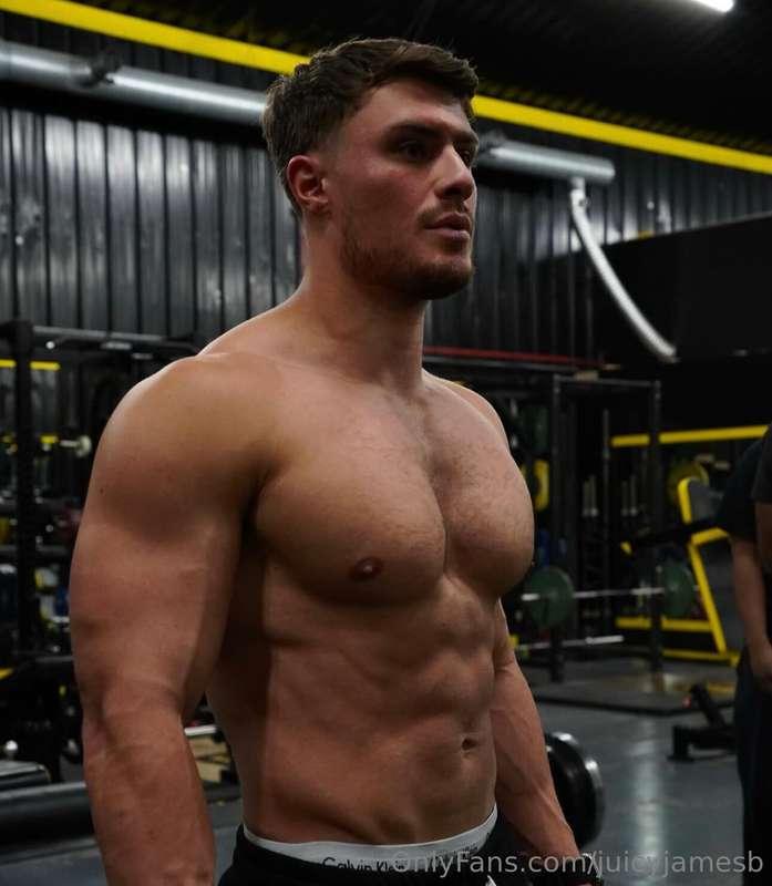 Merry christmas🎅 shall we make it a white Christmas? 😈