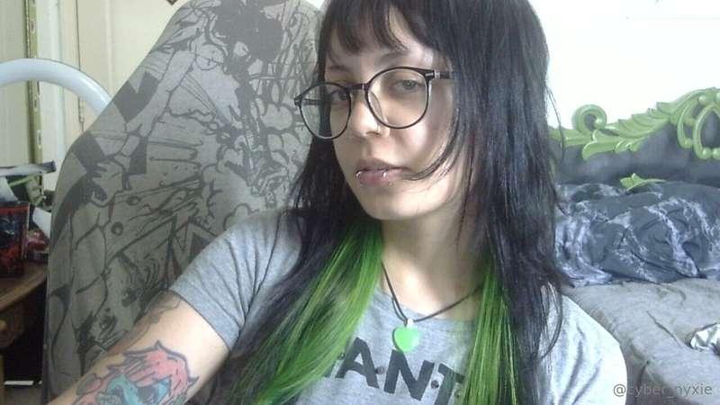 cyber_nyxie image #3