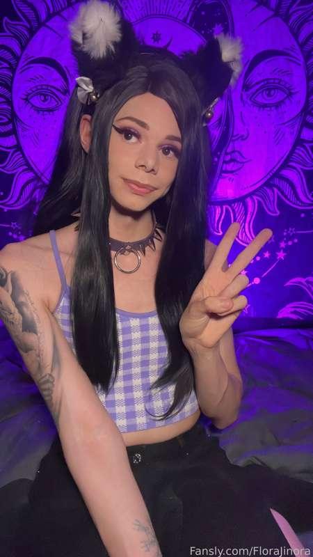 Swipe for girl cock 💜➡️