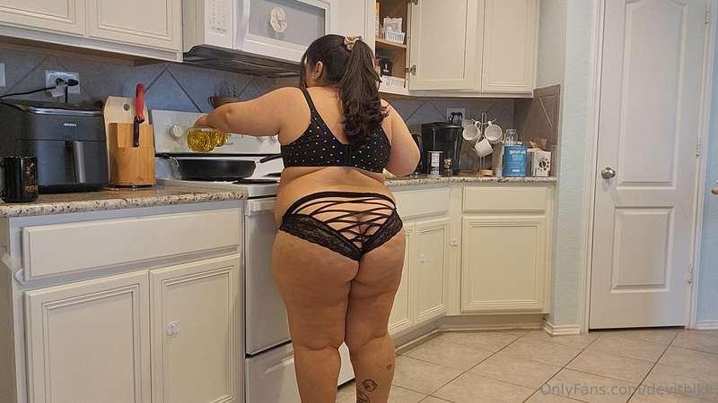 devithikk image #5