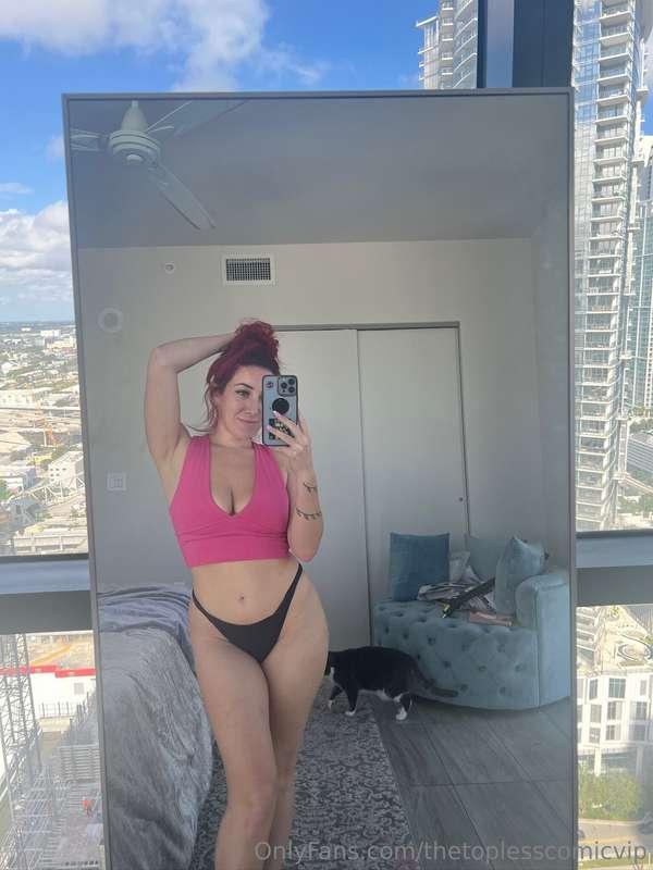 all angles are *giving* 🍑