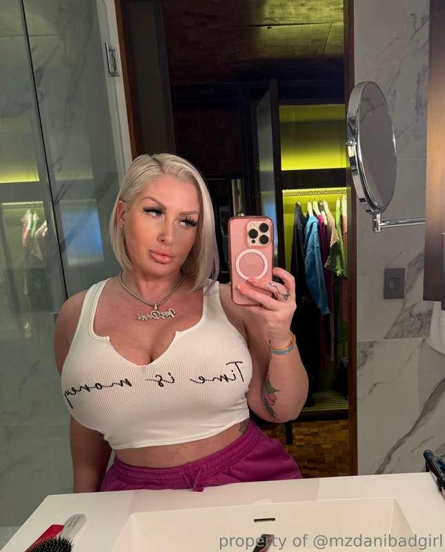 mzdanibadgirl image #0