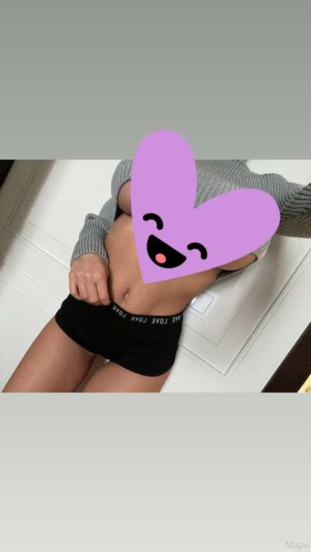 This is a sweater with a secret😁😁😎
Wanna find out that dirty..