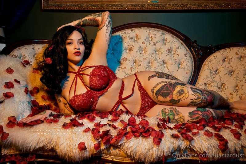 HAPPY FEBRUARY! Lots of adorable sets coming for Valentine's..