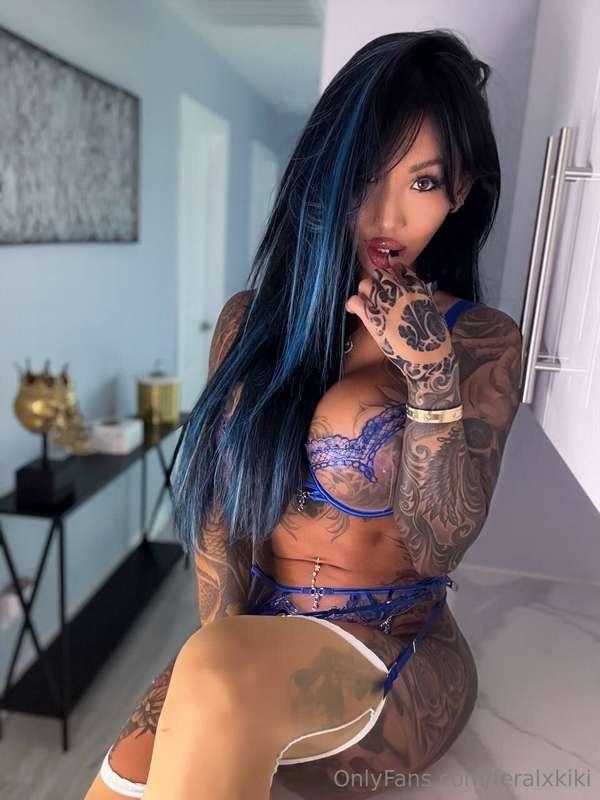 I know I’m bad for you… but I look so good while doing it 😈