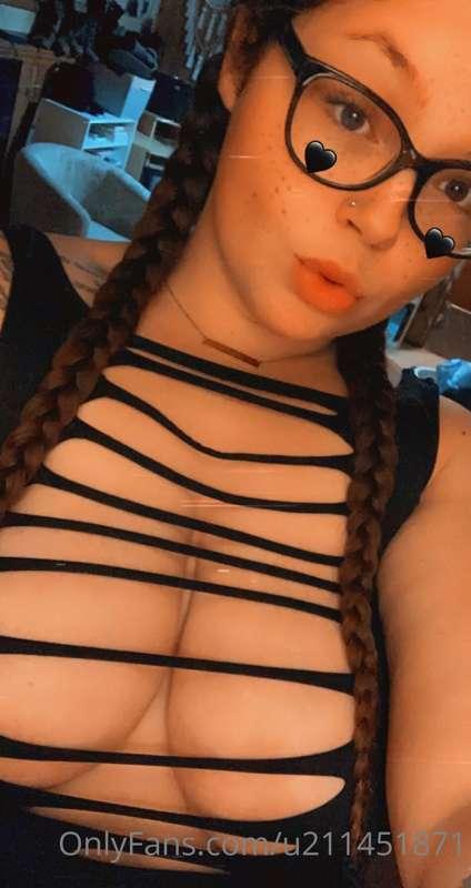Tip if you like my pigtails 🤤🤤👅 should I post more pictures ..