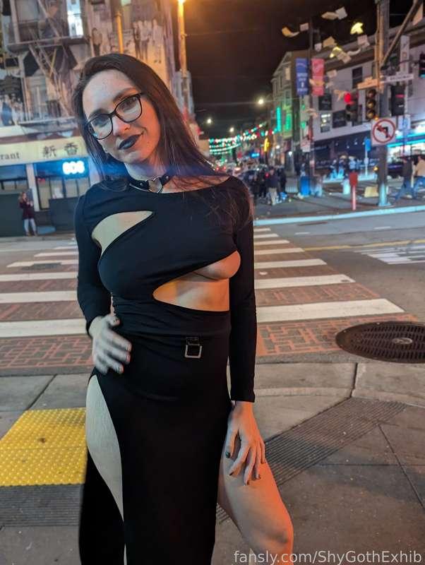 shygothexhib image #1